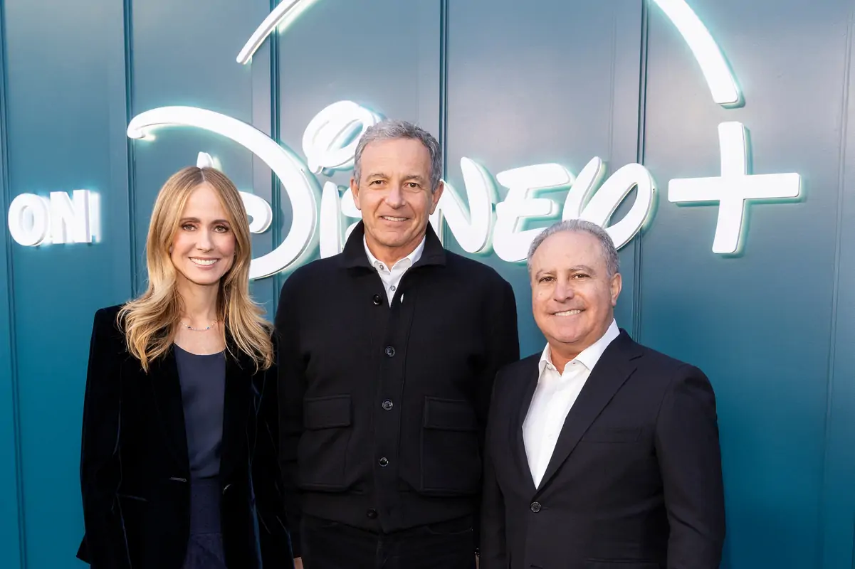 "Demissões na Disney: funcionários deixando escritórios corporativos após nova onda de cortes"
