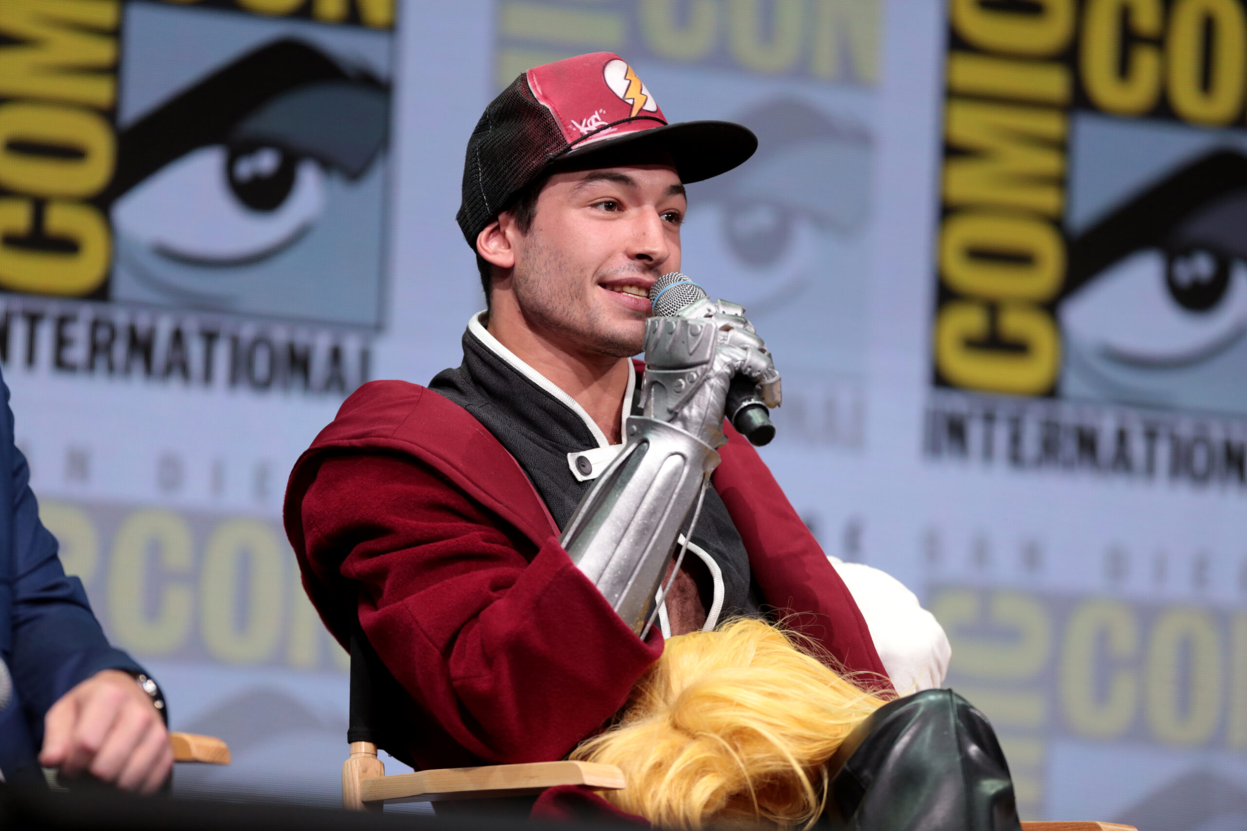 "Ezra Miller: cena do filme We Need to Talk About Kevin dirigido por Lynne Ramsay"
