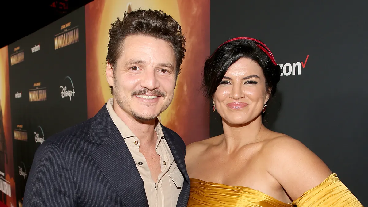 "Pedro Pascal: gesticulando durante discurso político unilateral em Cannes"
