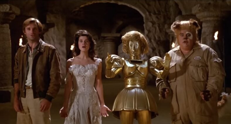 Imagem principal após o primeiro parágrafo: Mel Brooks vestindo o suéter "Spaceballs the Sweatshirt" do teaser oficial
