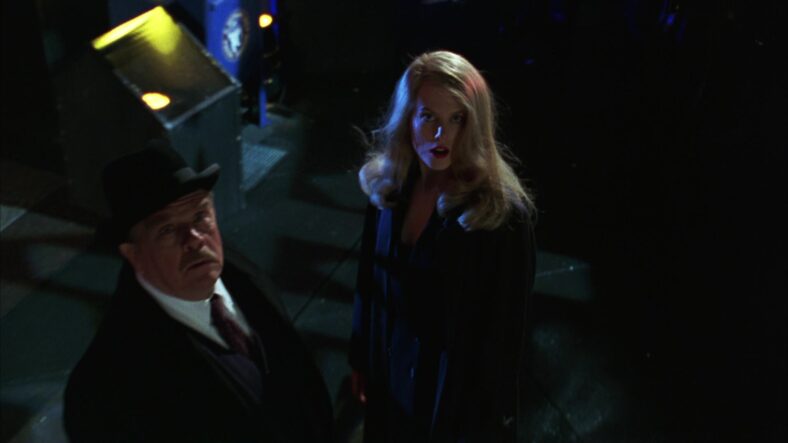 "Batman Forever: Val Kilmer como Batman na versão teatral de 1995"
